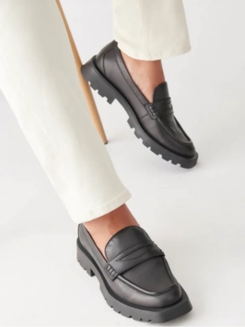 NEW Dolce Vita Black Leather Elias Slip On Chunky Loafers- Size 9